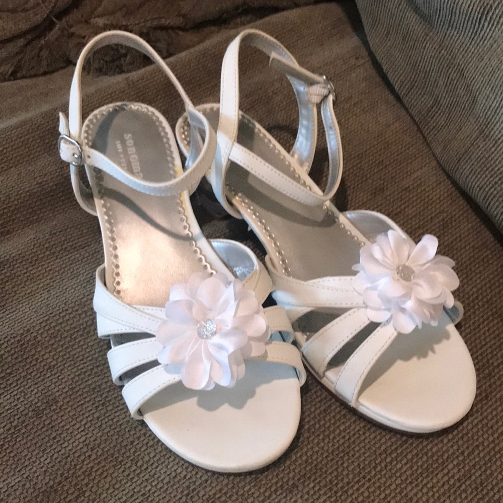 Girls shoes size 5